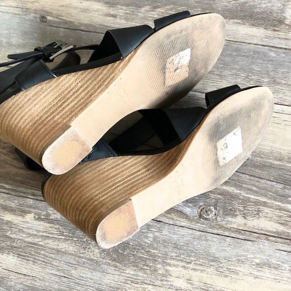 Crown Vintage Lillee Wedge Sandal - Picture 8 of 8